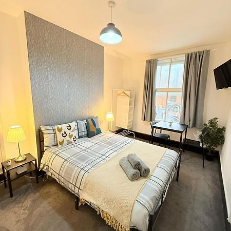 10 Minutes To Central London Vaux Exterior photo