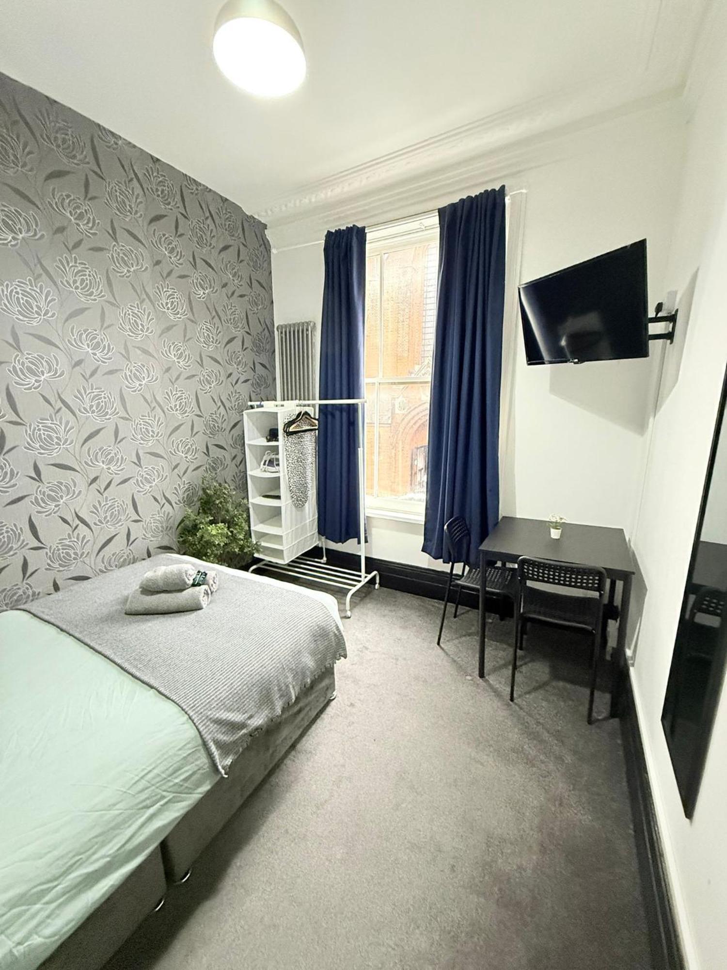 10 Minutes To Central London Vaux Exterior photo
