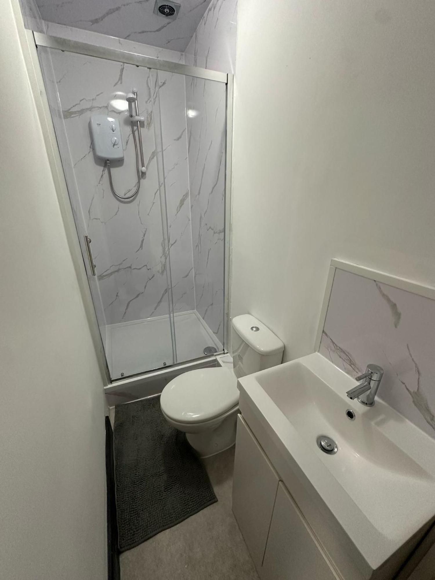 10 Minutes To Central London Vaux Exterior photo