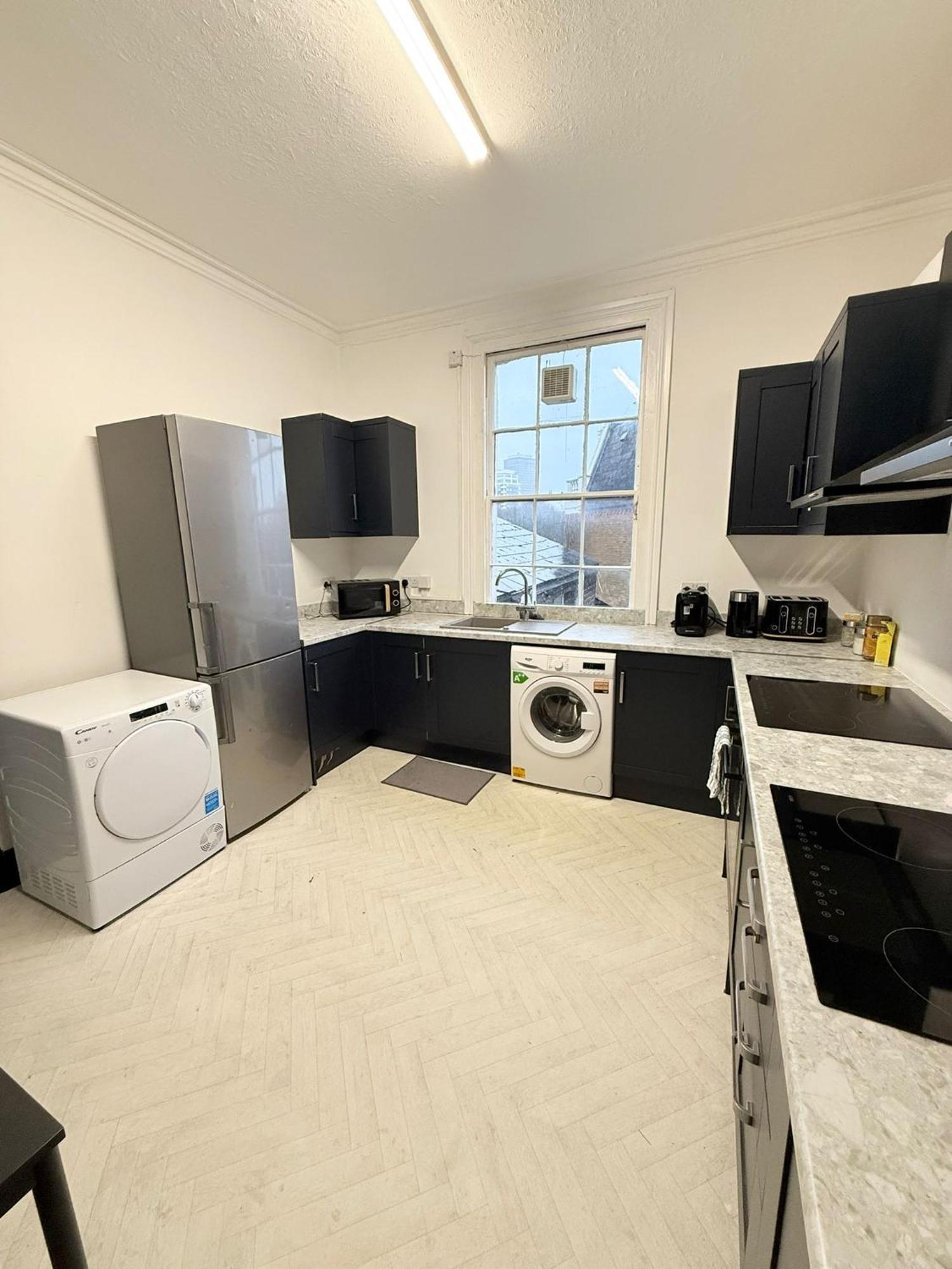 10 Minutes To Central London Vaux Exterior photo