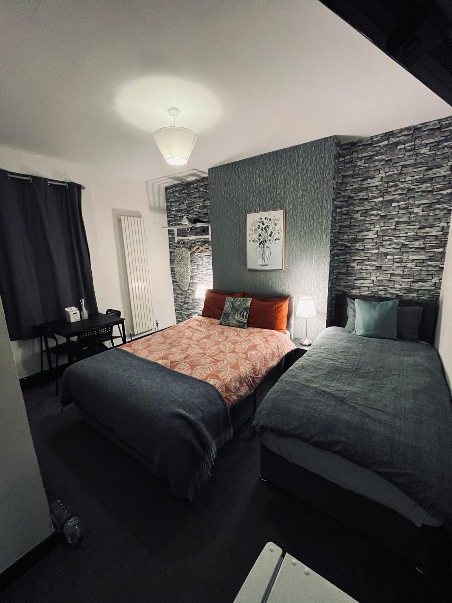 10 Minutes To Central London Vaux Exterior photo